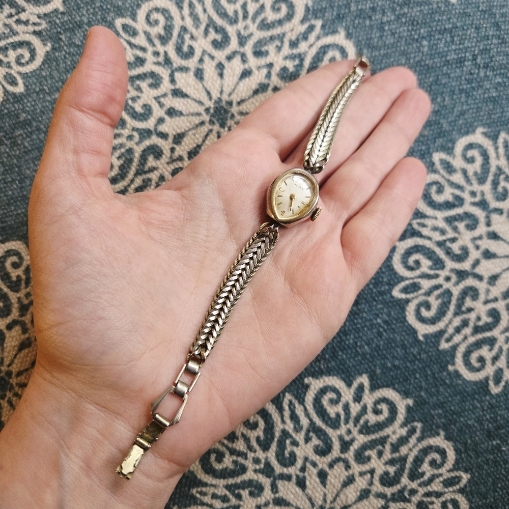 Vintage Timex Dainty Gold & Silver Teardrop Pear Shaped Watch
